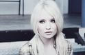  Emily Browning 2
